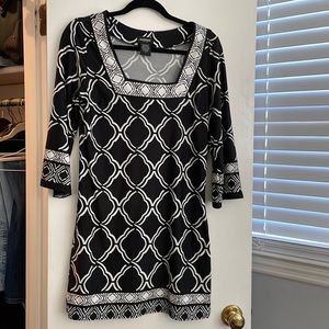 Black and white Alyn Paige dress